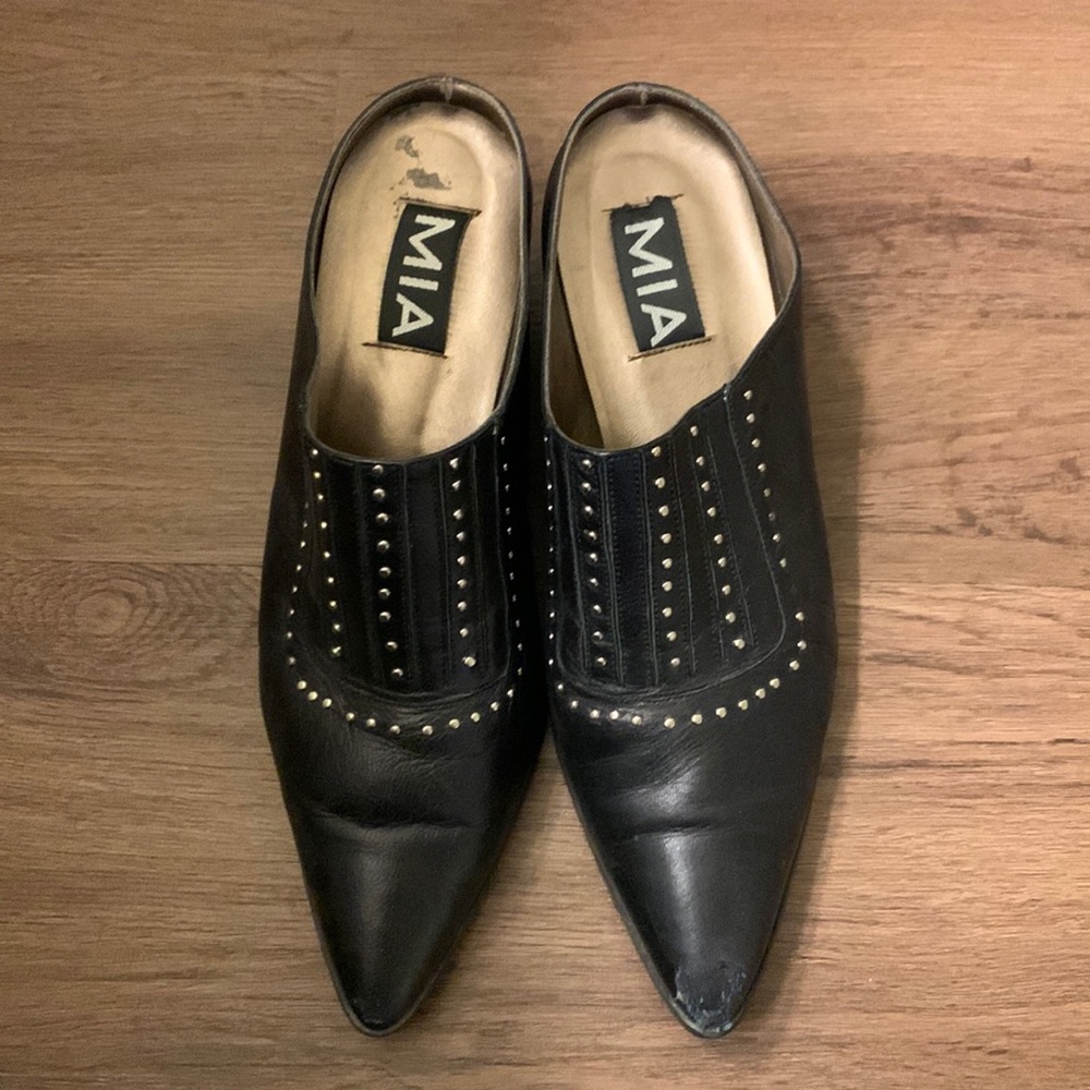 Black MIA Mike boot with silver studs size 8 and half